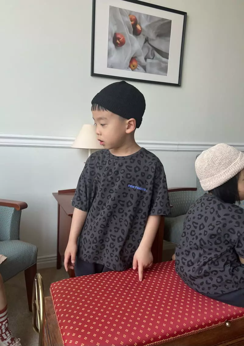 Fine-Studio - Korean Children Fashion - #childofig - Hoho Tee - 11