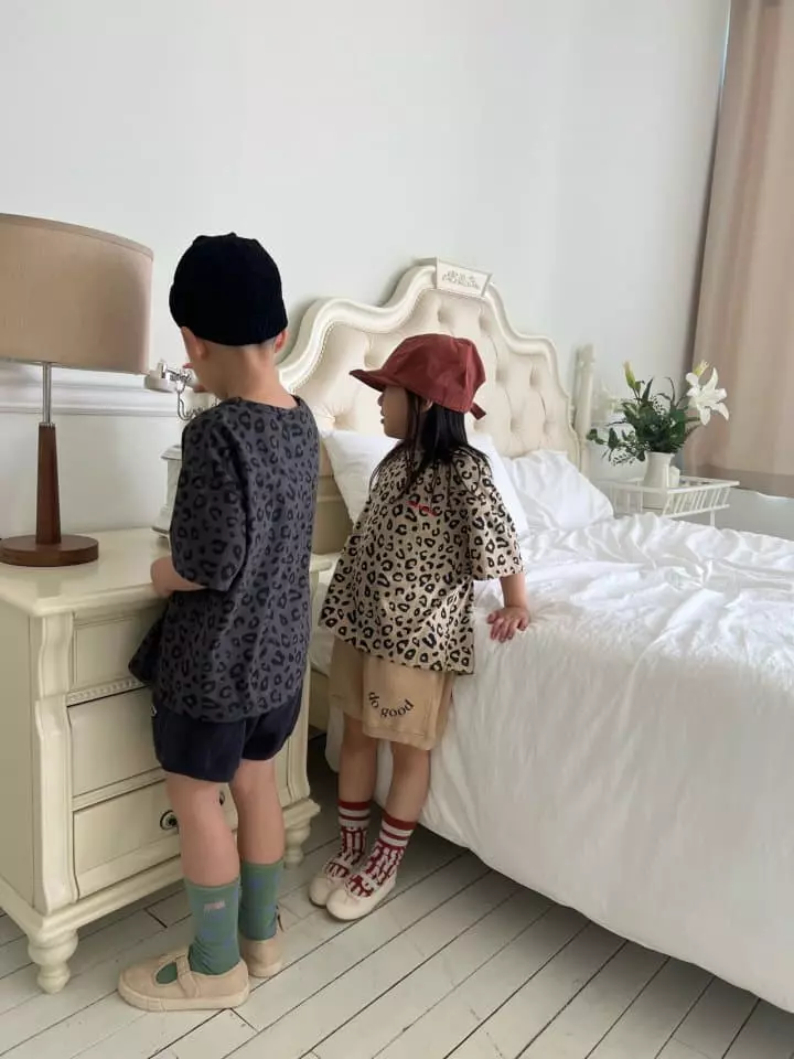 Fine Studio - Korean Children Fashion - #designkidswear - Hoho Leopard Tee - 11