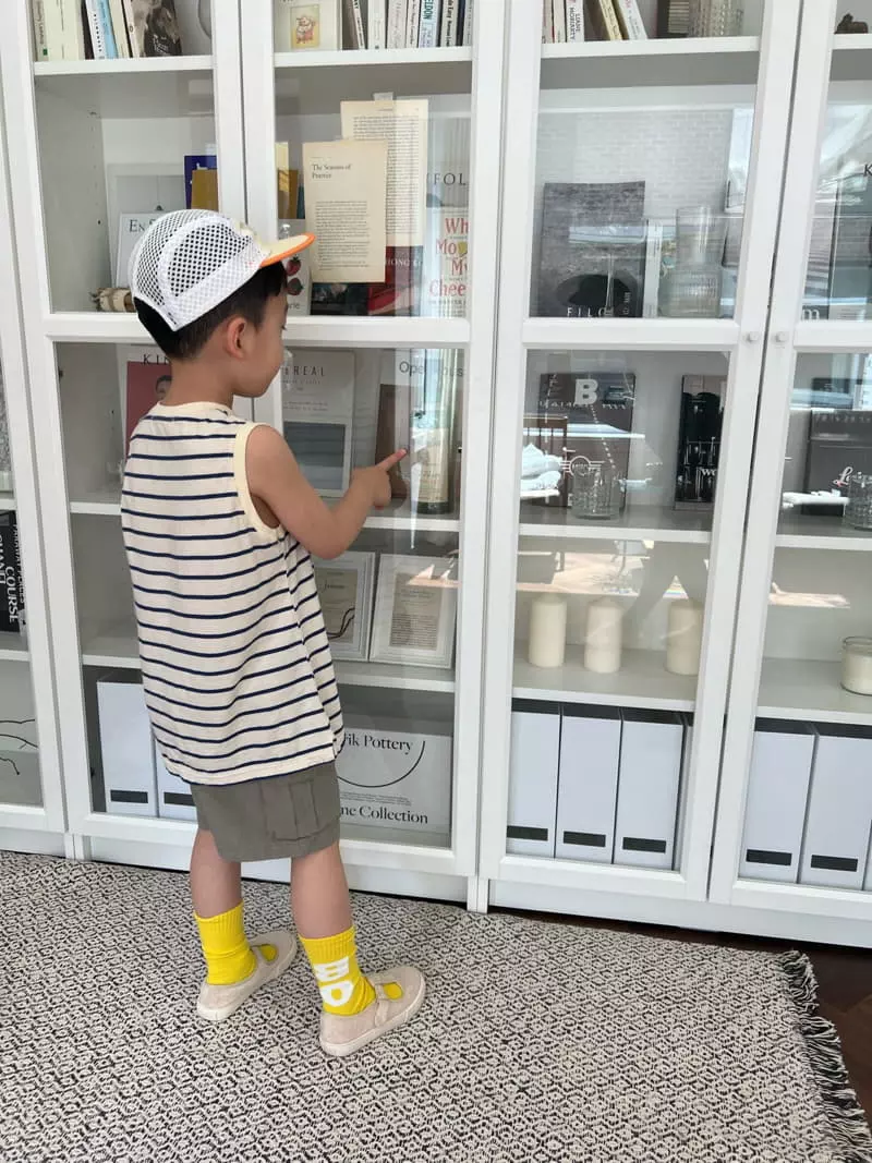 Fine-Studio - Korean Children Fashion - #kidsshorts - Macaroon Sleeveless - 8