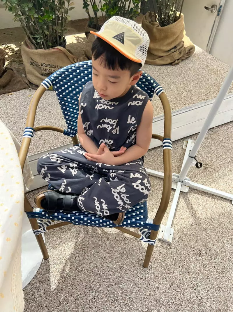 Fine-Studio - Korean Children Fashion - #magicofchildhood - Lettering Sleeveless - 12