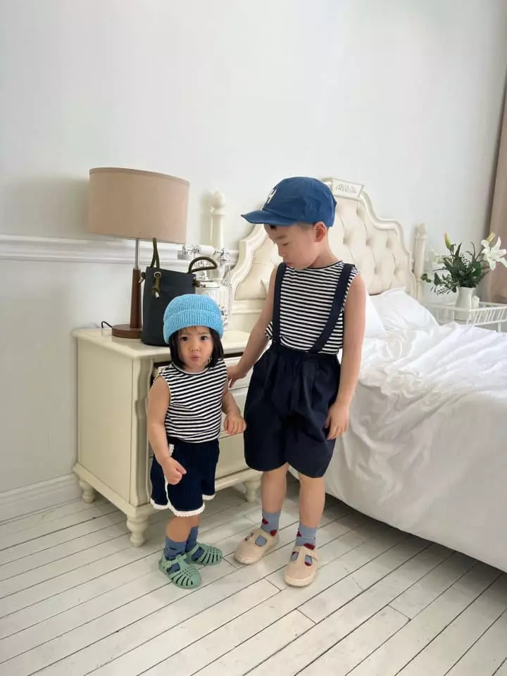 Fine Studio - Korean Children Fashion - #stylishchildhood - Apple Shorts - 5