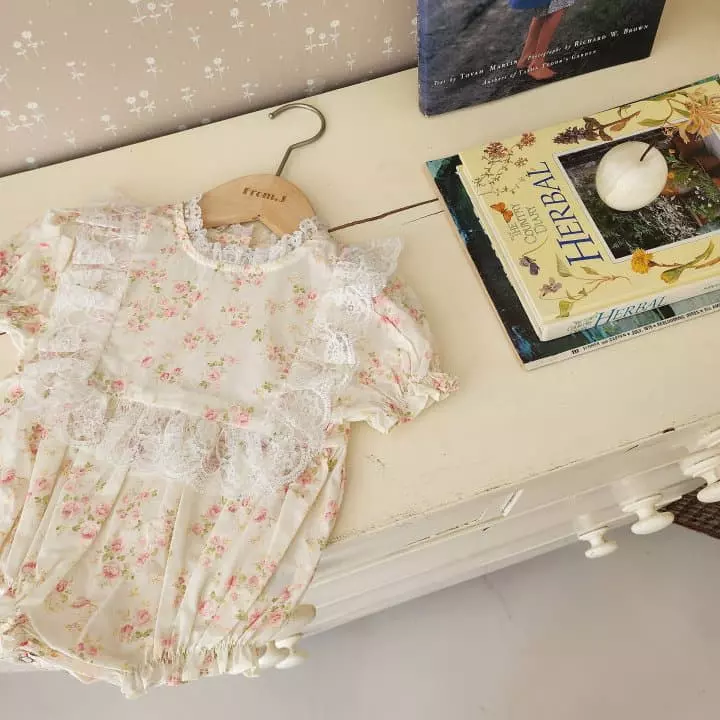 From J - Korean Baby Fashion - #babyboutique - Bonjour Lace Bodysuit - 5