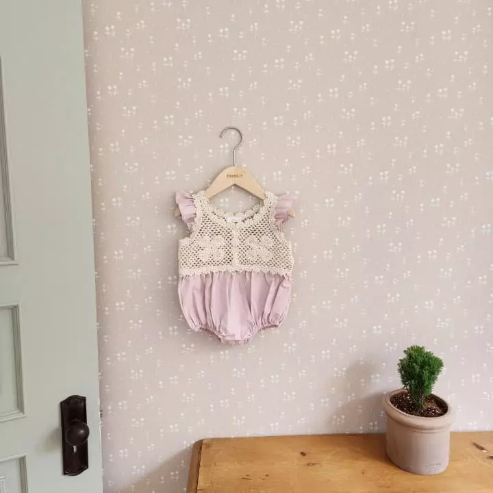 From J - Korean Baby Fashion - #smilingbaby - Quilting Frill Bodysuit - 4