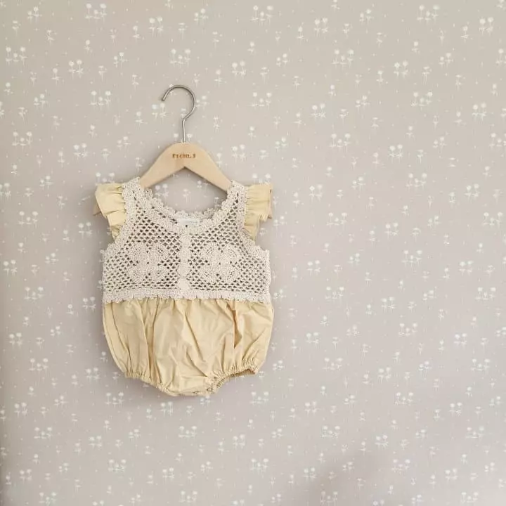 From J - Korean Baby Fashion - #babyfashion - Quilting Frill Bodysuit - 7