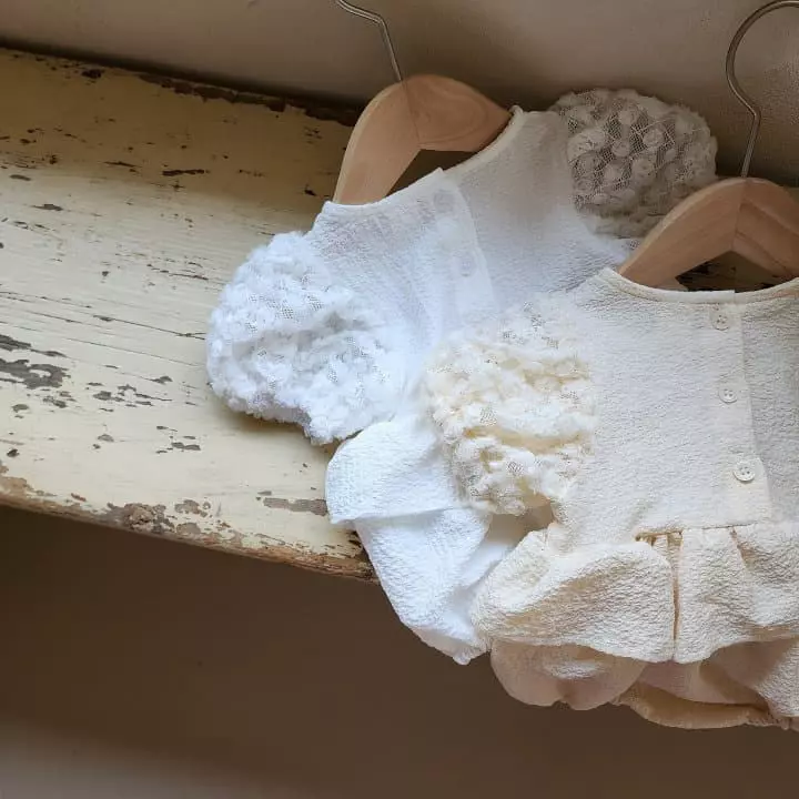 From J - Korean Baby Fashion - #babyfever - Lalala Lace Balloon Bodysuit - 11