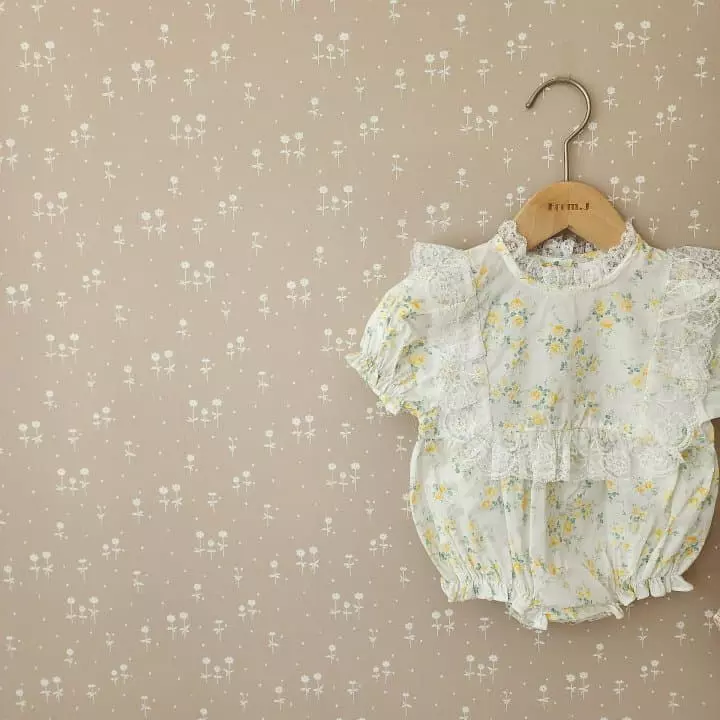 From J - Korean Baby Fashion - #babylifestyle - Bonjour Lace Bodysuit - 11