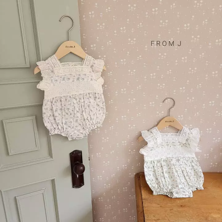 From J - Korean Baby Fashion - #babylifestyle - Jenny Lace Bodysuit - 9