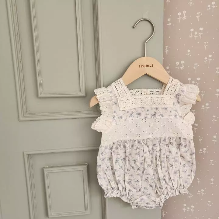 From J - Korean Baby Fashion - #babyoninstagram - Jenny Lace Bodysuit - 10