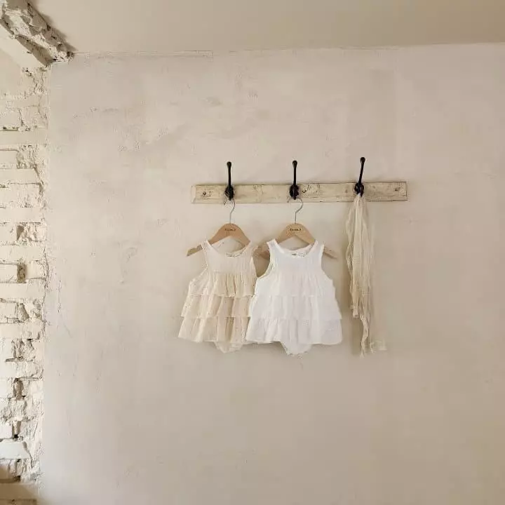 From J - Korean Baby Fashion - #babyoninstagram - Cancan Lace Bodysuit - 7