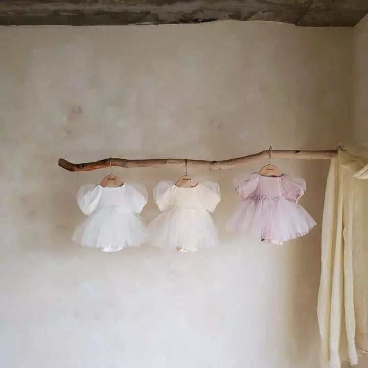 From J - Korean Baby Fashion - #babyoninstagram - Bling Shasha Bodysuit