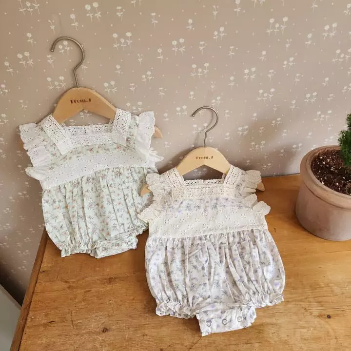 From J - Korean Baby Fashion - #babyoutfit - Jenny Lace Bodysuit - 12