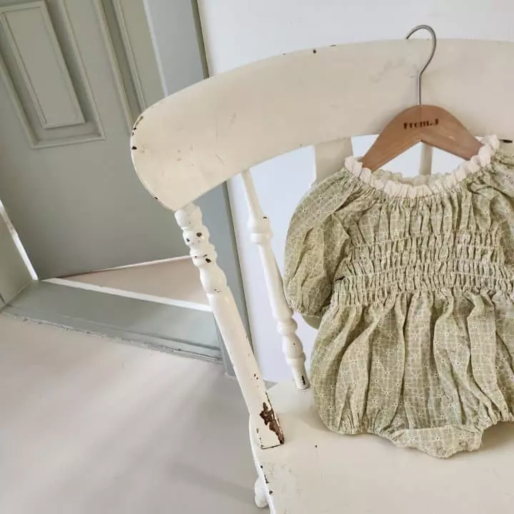 From J - Korean Baby Fashion - #babyoutfit - Flower Embrodiery Bodysuit - 9