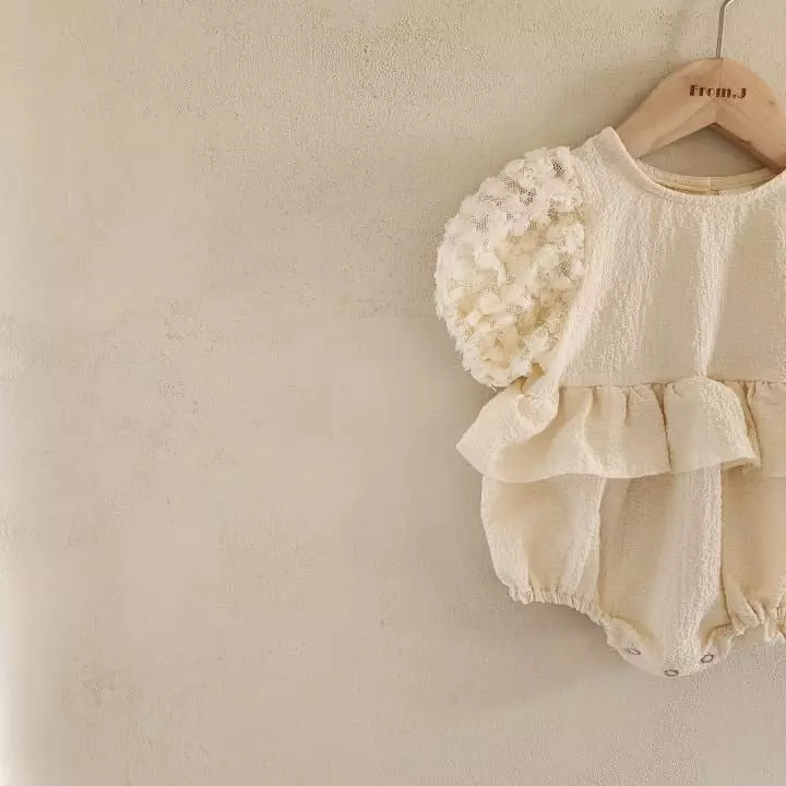 From J - Korean Baby Fashion - #smilingbaby - Lalala Lace Balloon Bodysuit - 6