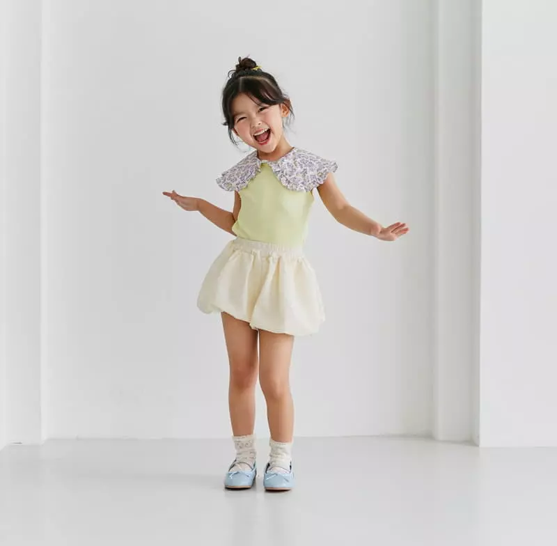Ggomare - Korean Children Fashion - #prettylittlegirls - Cape Sleeveless - 7