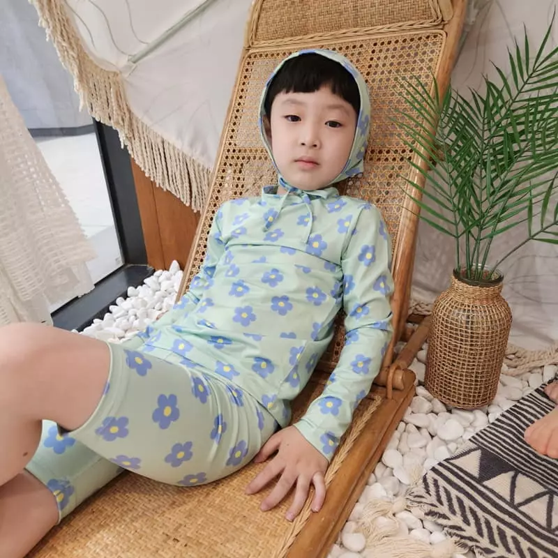 Heart Baby - Korean Children Fashion - #discoveringself - Daisy Rashguard Top Bottom Set - 11