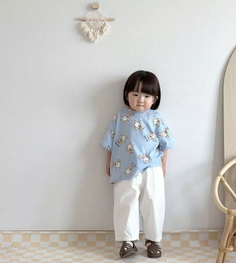 Martin - Korean Children Fashion - #prettylittlegirls - Walking Bear Tee