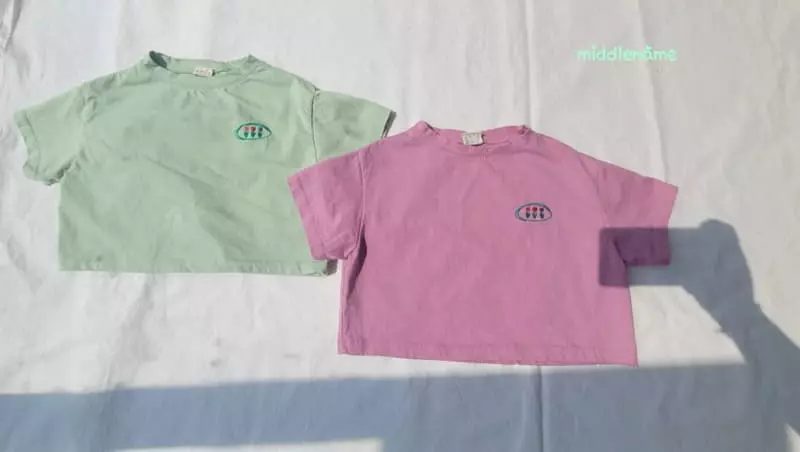 Middle Name - Korean Children Fashion - #discoveringself - Crop Flower Embroidery Tee - 8