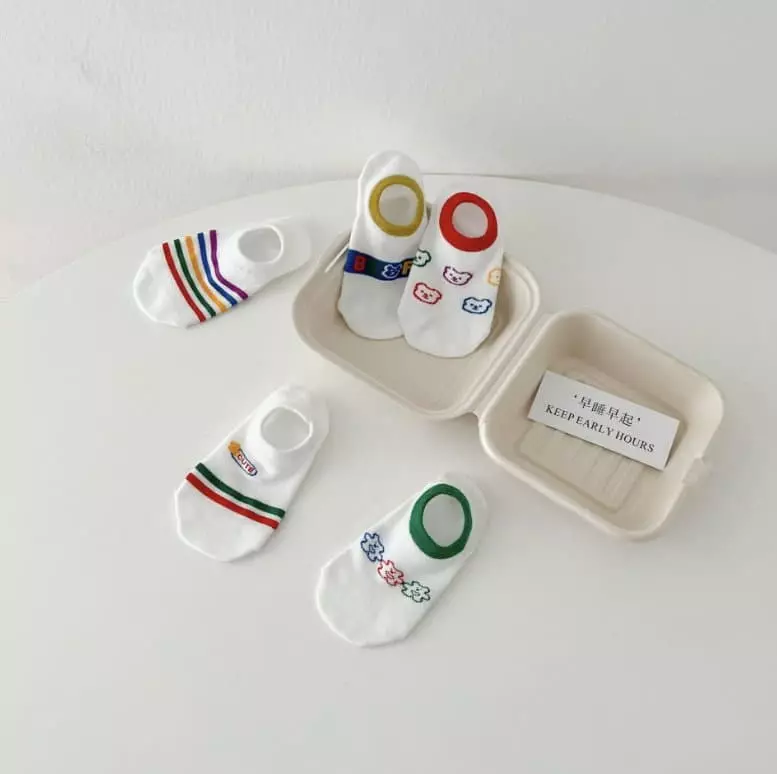 Miso - Korean Children Fashion - #littlefashionista - Bear Crayon Socks Set - 5