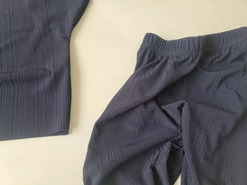 Moran - Korean Children Fashion - #kidsshorts - Cool Pleats Top Bottom Set - 2