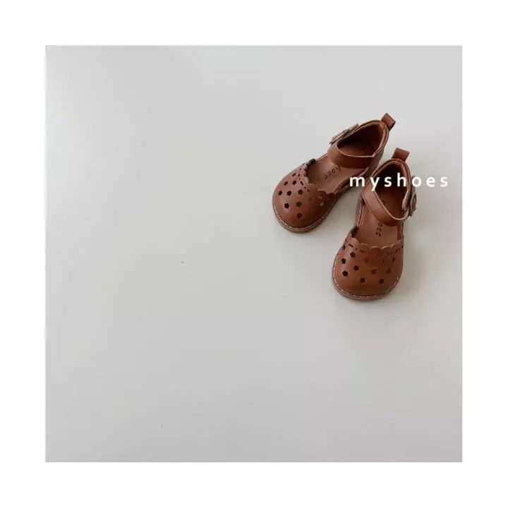 My Bebe - Korean Children Fashion - #stylishchildhood - Dentist Sandals - 8