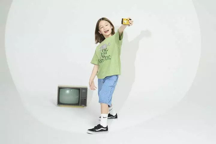 a-Market - Korean Children Fashion - #Kfashion4kids - Friend Tee - 12