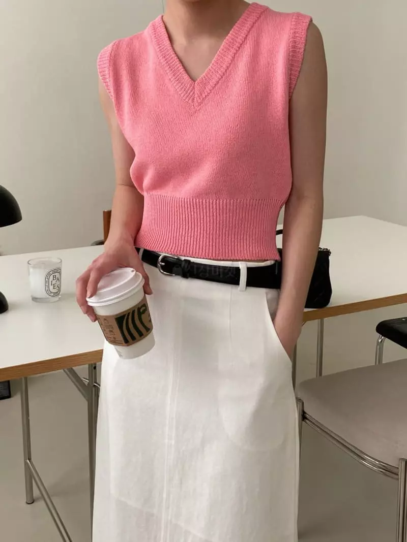 3.Another - Korean Women Fashion - #thelittlethings - V Vest Knit Tee - 2