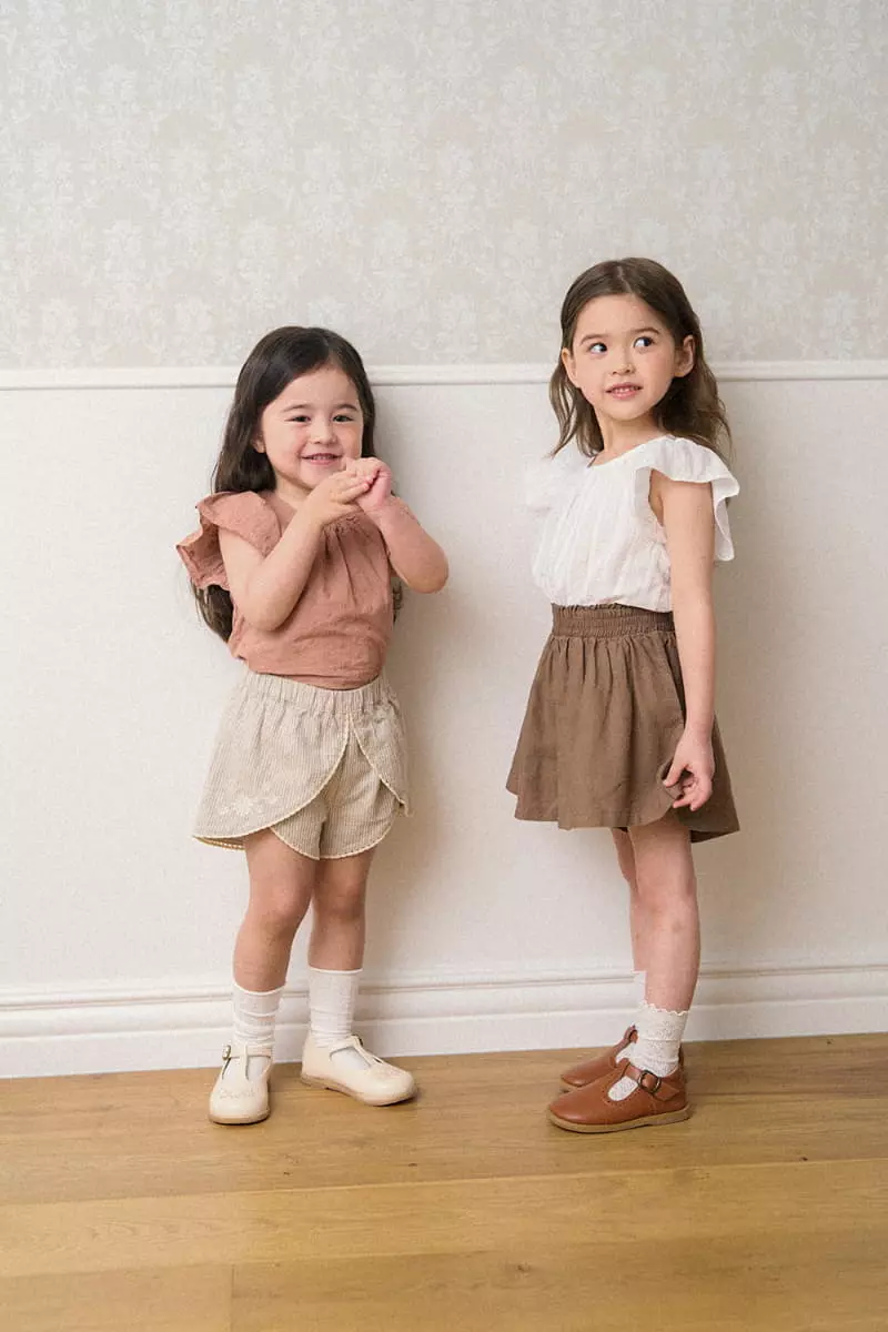 A-Market - Korean Children Fashion - #littlefashionista - Lace Stripes Shorts - 4