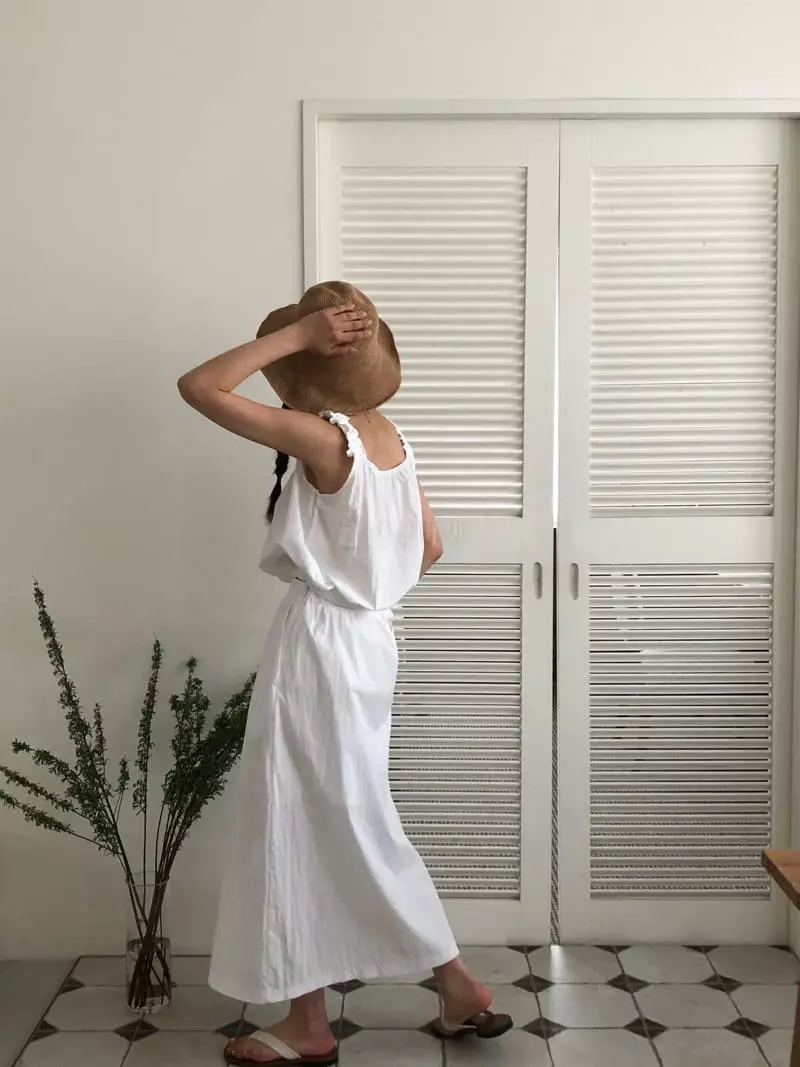 A Want - Korean Women Fashion - #momslook - Coming Sleeveless Set - 9
