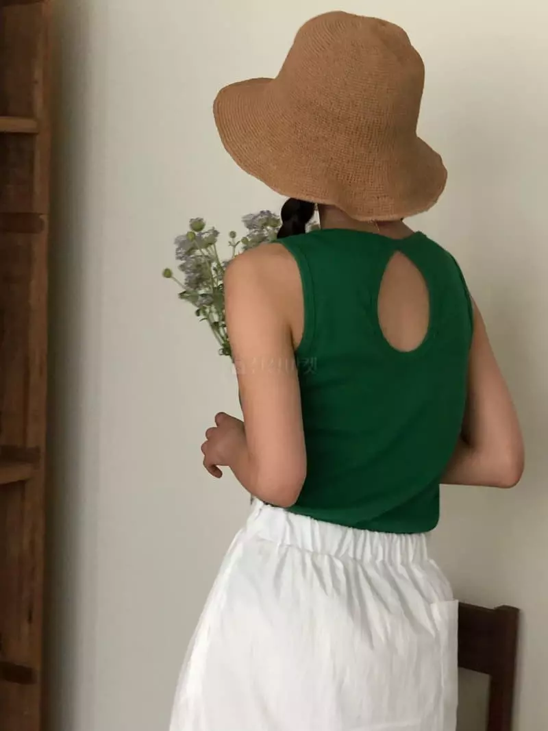 A Want - Korean Women Fashion - #momslook - Atom Slit Sleeveless