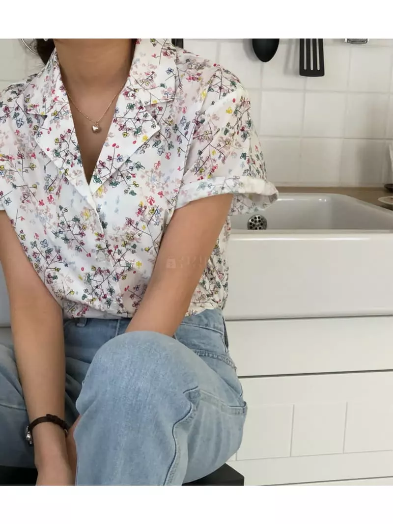 A Want - Korean Women Fashion - #momslook - Mori Blouse - 3