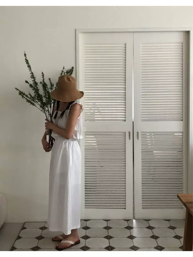 A Want - Korean Women Fashion - #womensfashion - Coming Sleeveless Set - 8