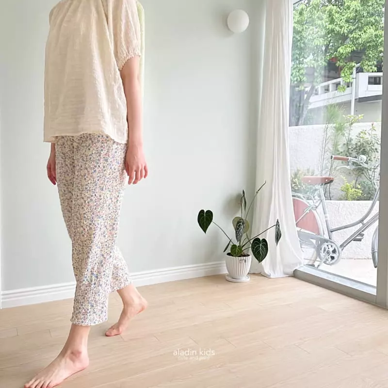 Aladin - Korean Women Fashion - #momslook - Rose Summer Pants Mom - 9