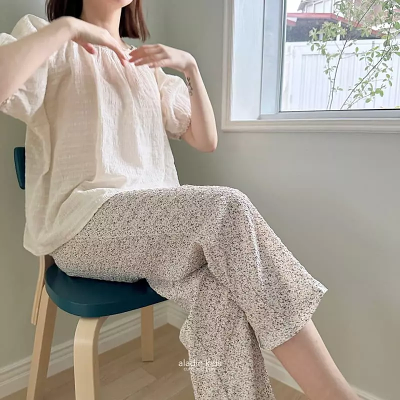 Aladin - Korean Women Fashion - #womensfashion - Rose Summer Pants Mom