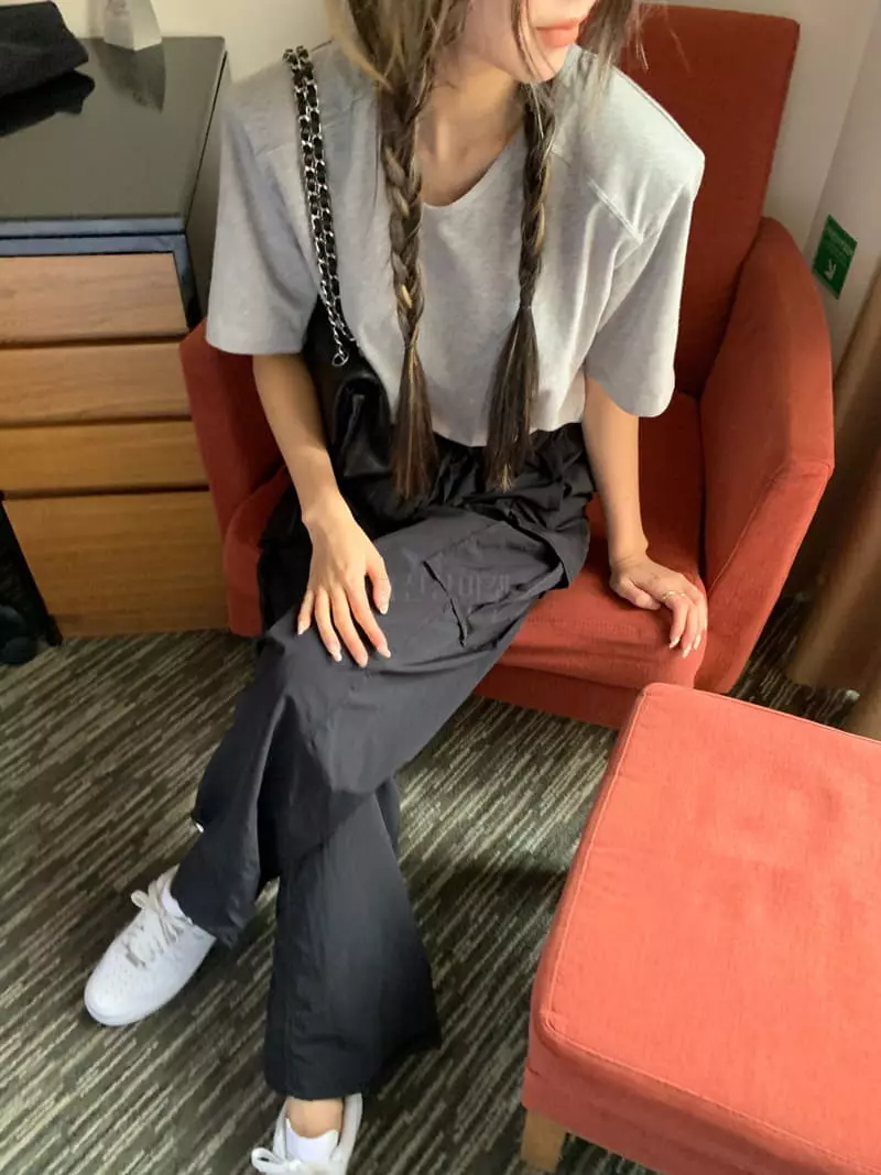 As Thought - Korean Women Fashion - #romanticstyle - Pad Crop Tee - 2