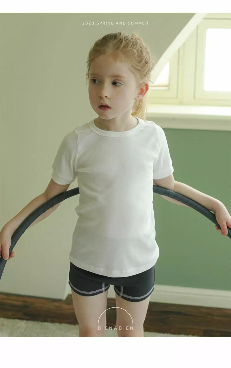 Bien a Bien - Korean Children Fashion - #magicofchildhood - Home Round Tee