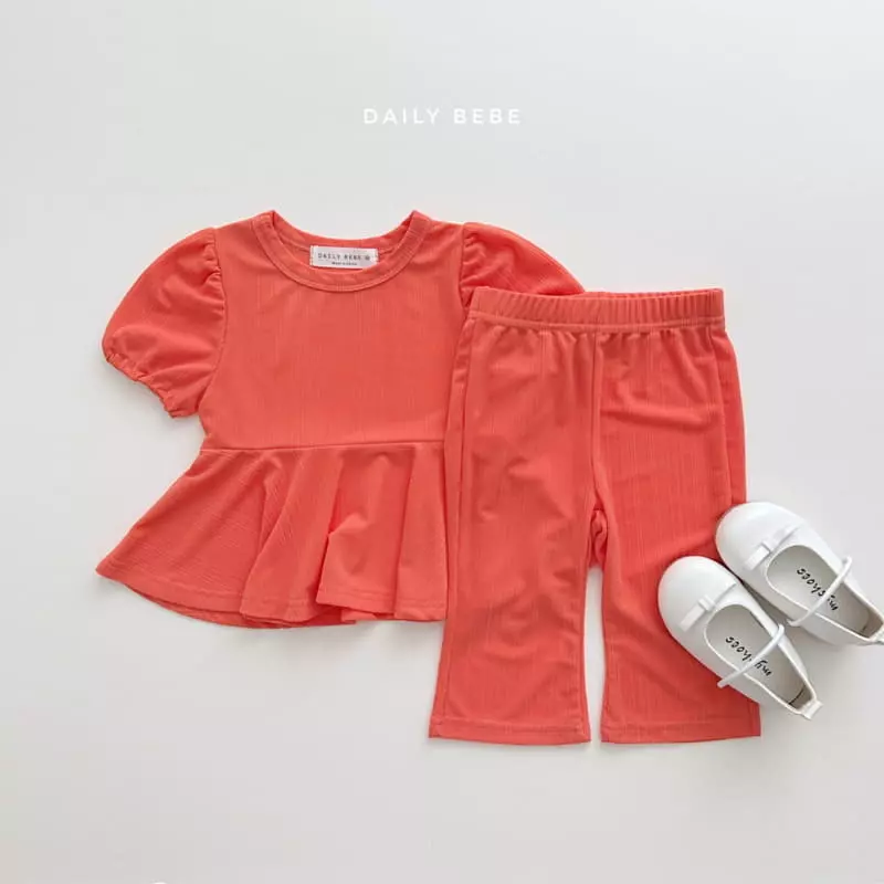 Daily Bebe - Korean Children Fashion - #childofig - Hole Pleats Top Bottom Set - 2