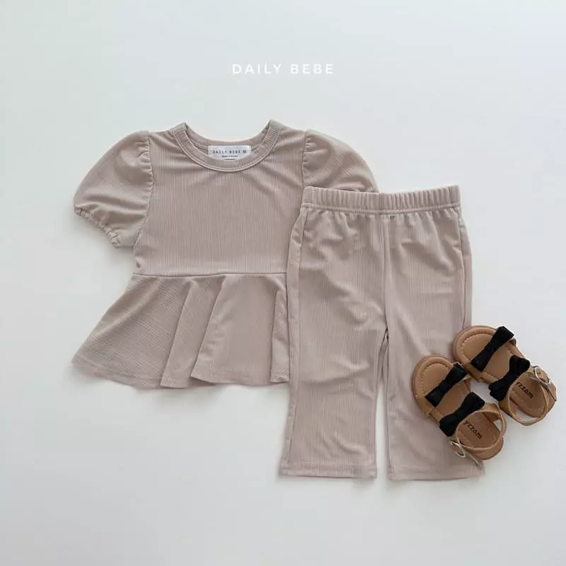 Daily Bebe - Korean Children Fashion - #kidsstore - Hole Pleats Top Bottom Set - 9