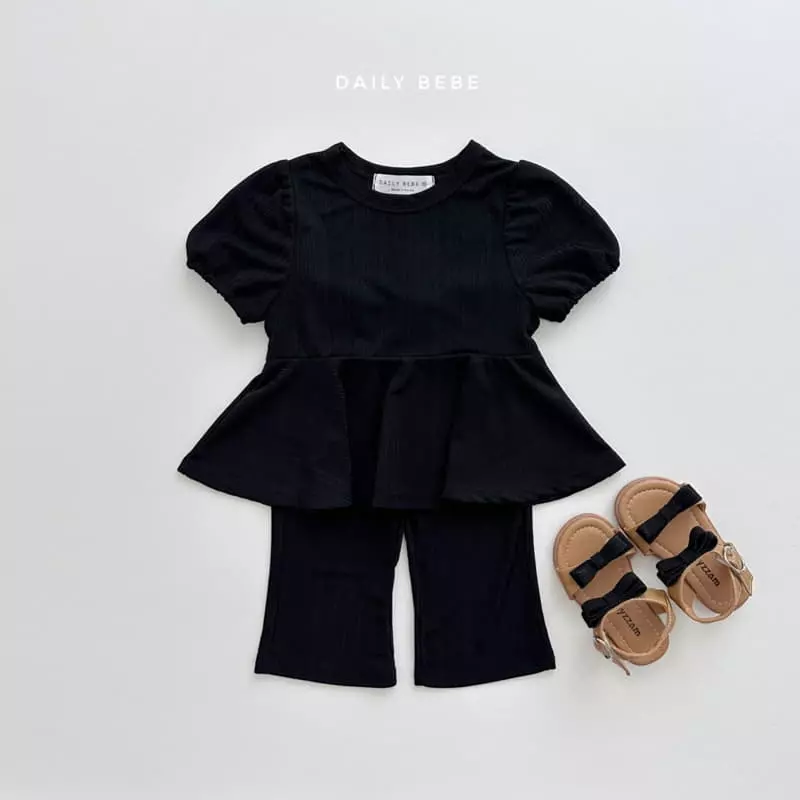 Daily Bebe - Korean Children Fashion - #kidzfashiontrend - Hole Pleats Top Bottom Set - 10