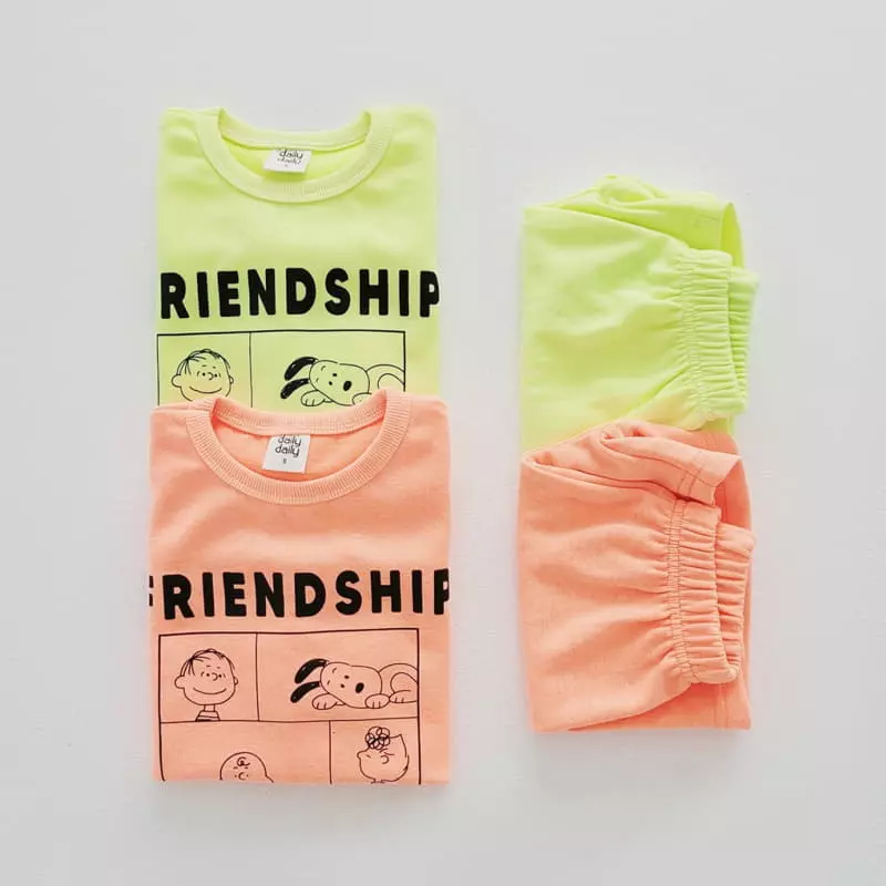 Daily Daily - Korean Children Fashion - #magicofchildhood - Neon Snup Dog Top Bottom Set - 11