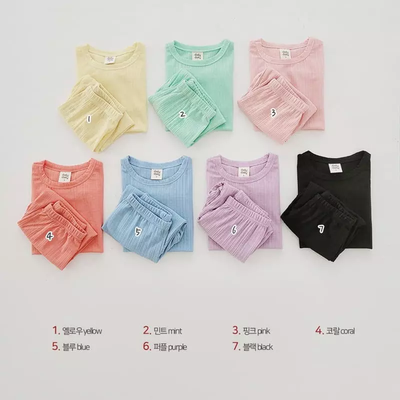Daily Daily - Korean Children Fashion - #prettylittlegirls - Crayon Top Bottom Set - 3