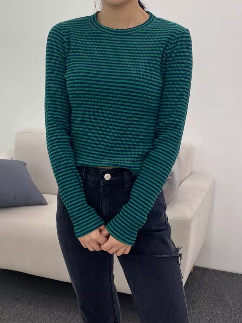 Eve - Korean Women Fashion - #thatsdarling - Stripes Crop Tee