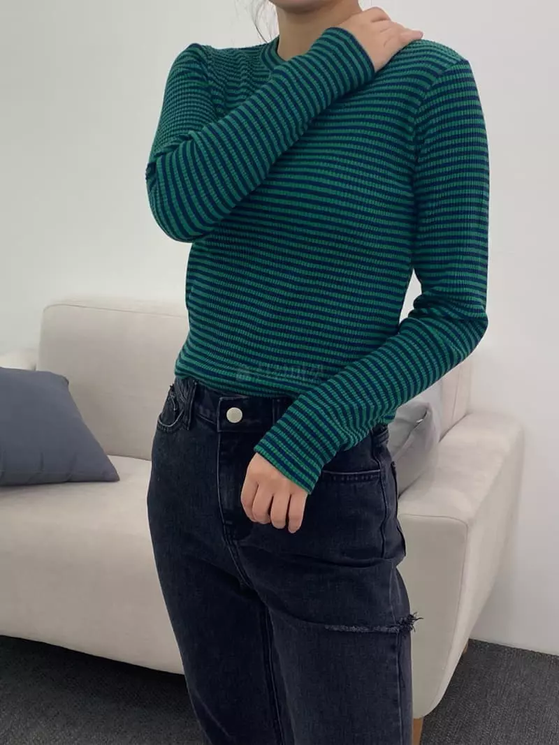 Eve - Korean Women Fashion - #thelittlethings - Stripes Crop Tee - 2