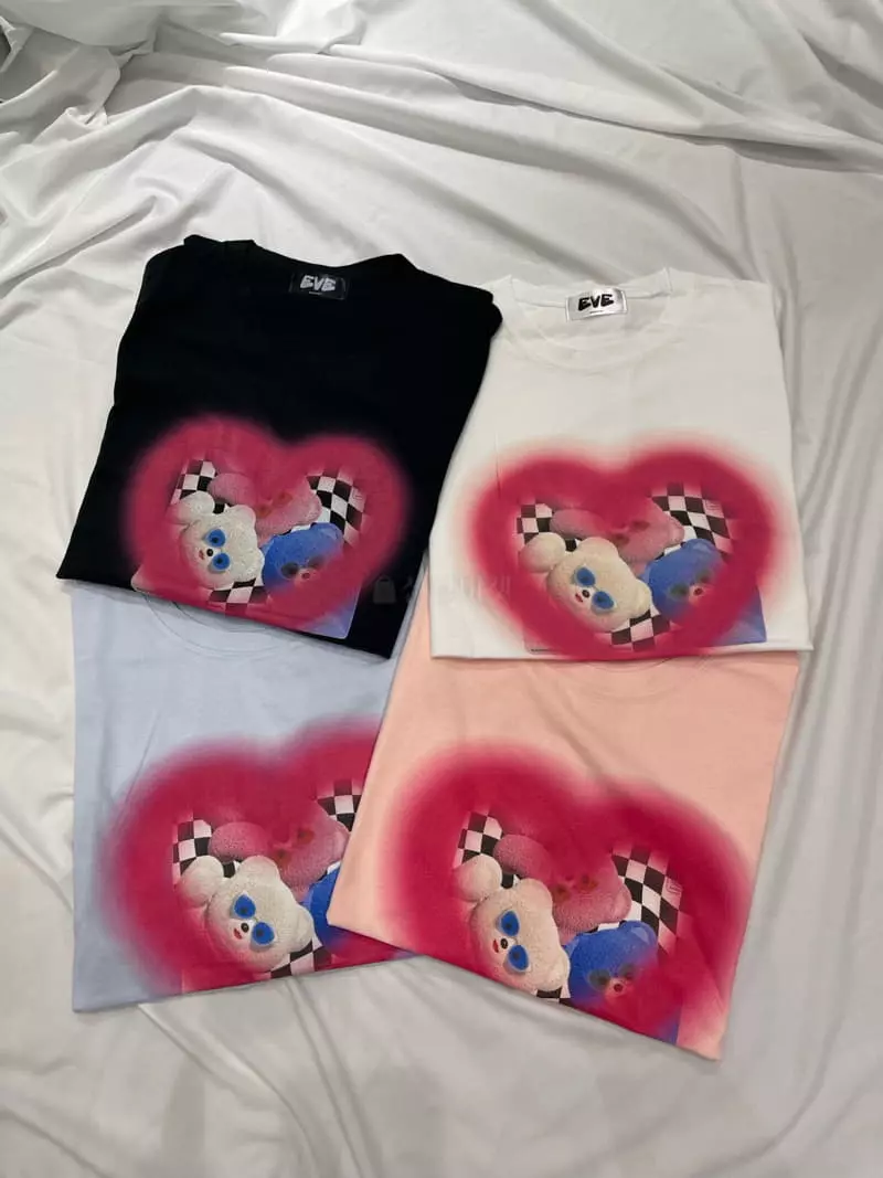 Eve - Korean Women Fashion - #vintagekidsstyle - Paint Bear Tee - 6