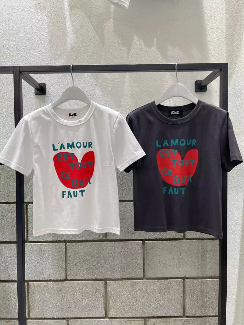 Eve - Korean Women Fashion - #momslook - Heart Ctop Tee - 4