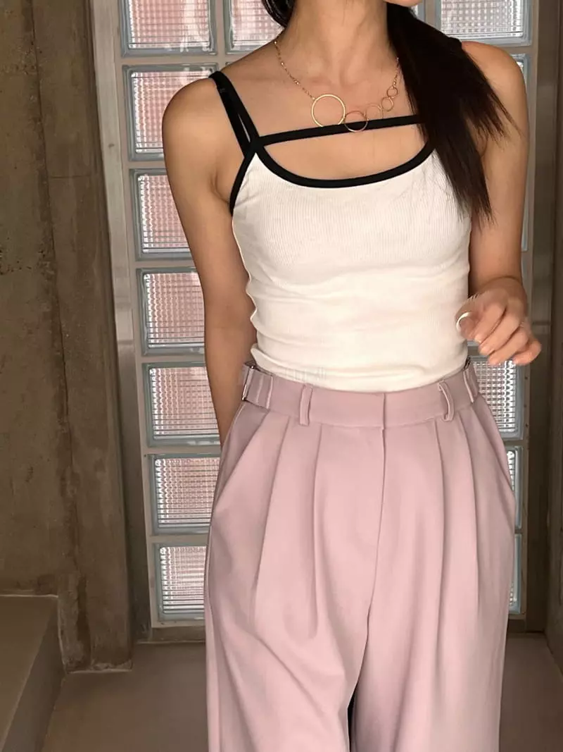 Flipar - Korean Women Fashion - #momslook - Holic Sleeveless - 2