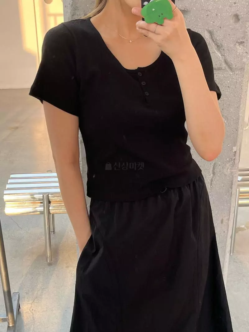 Flipar - Korean Women Fashion - #momslook - Mone Tee - 3