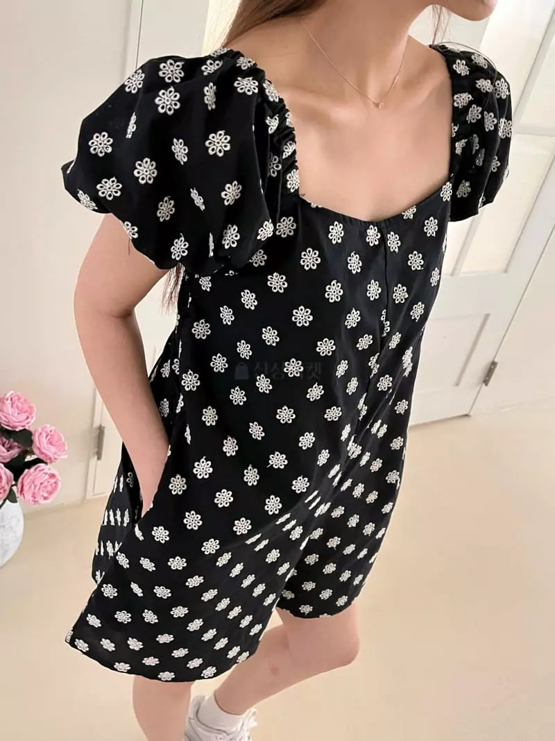 Flipar - Korean Women Fashion - #restrostyle - Hi Jumpsuit - 11