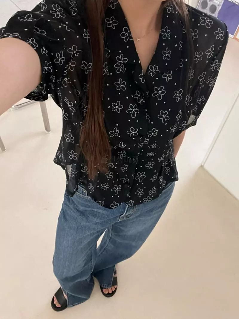 Flipar - Korean Women Fashion - #womensfashion - Flower Blouse