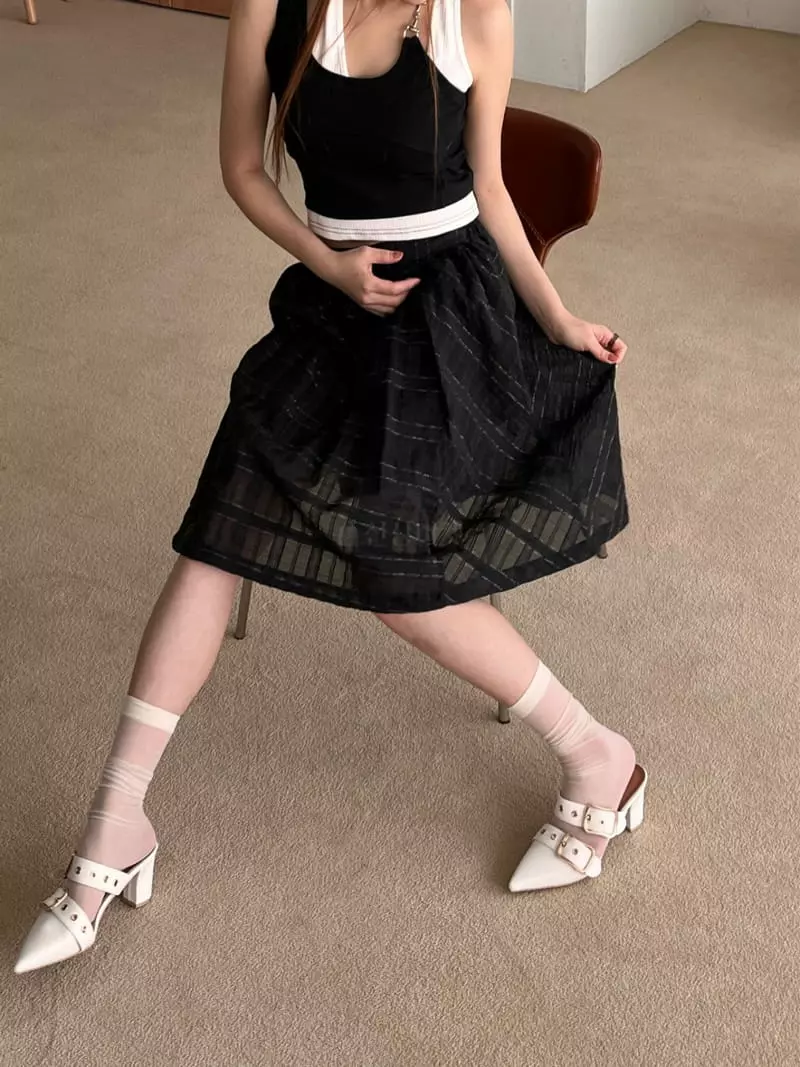 Flipar - Korean Women Fashion - #womensfashion - Check Balloon Skirt - 12