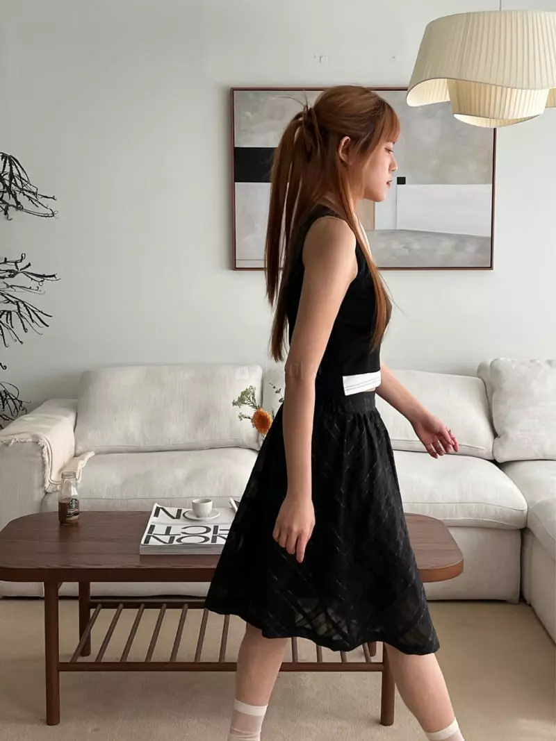 Flipar - Korean Women Fashion - #womensfashion - Color Sleeveless - 12